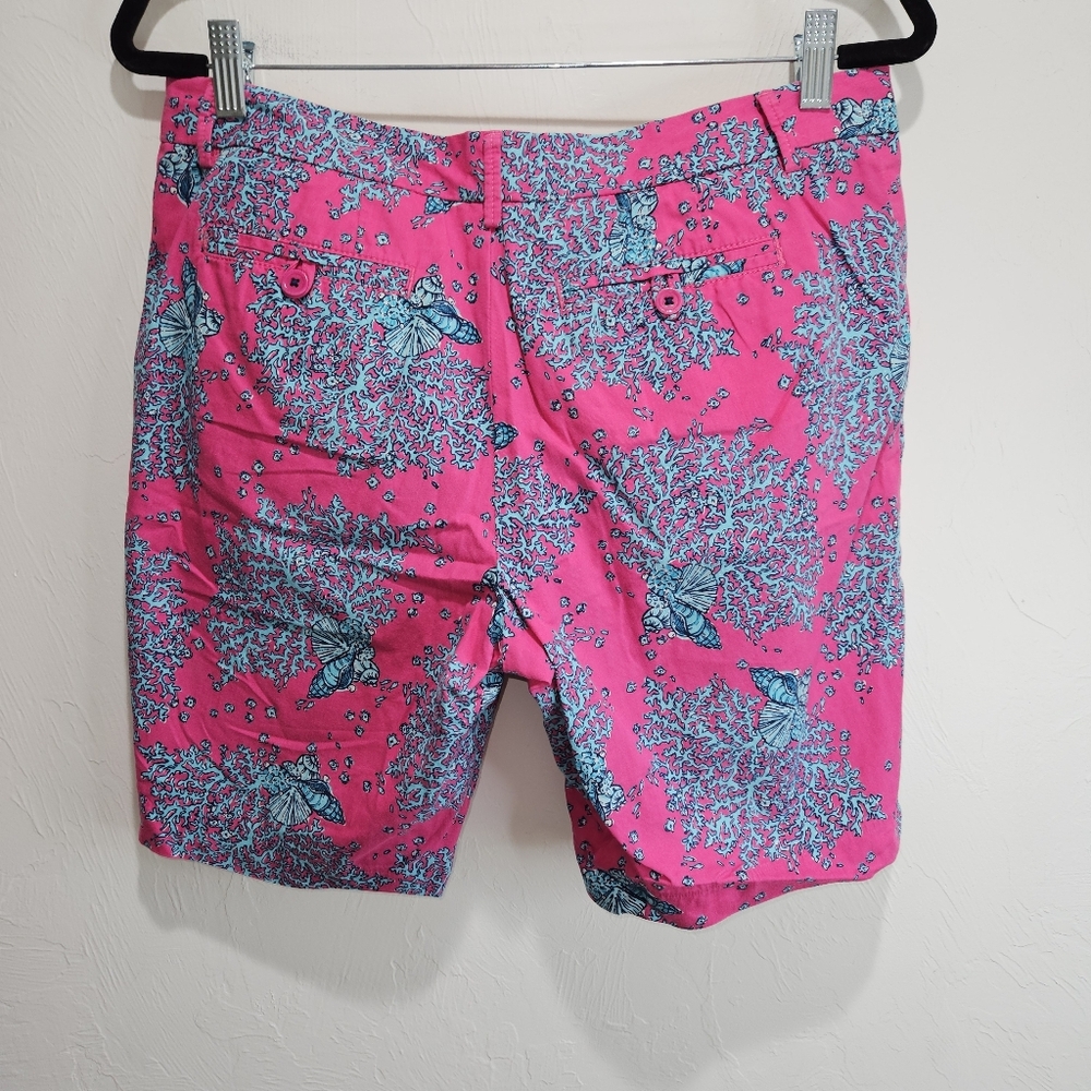 Lilly Pulitzer Bermuda Avenue Shorts Women's Size 8 Beachy Coral Reef Seashells - Picture 9 of 16